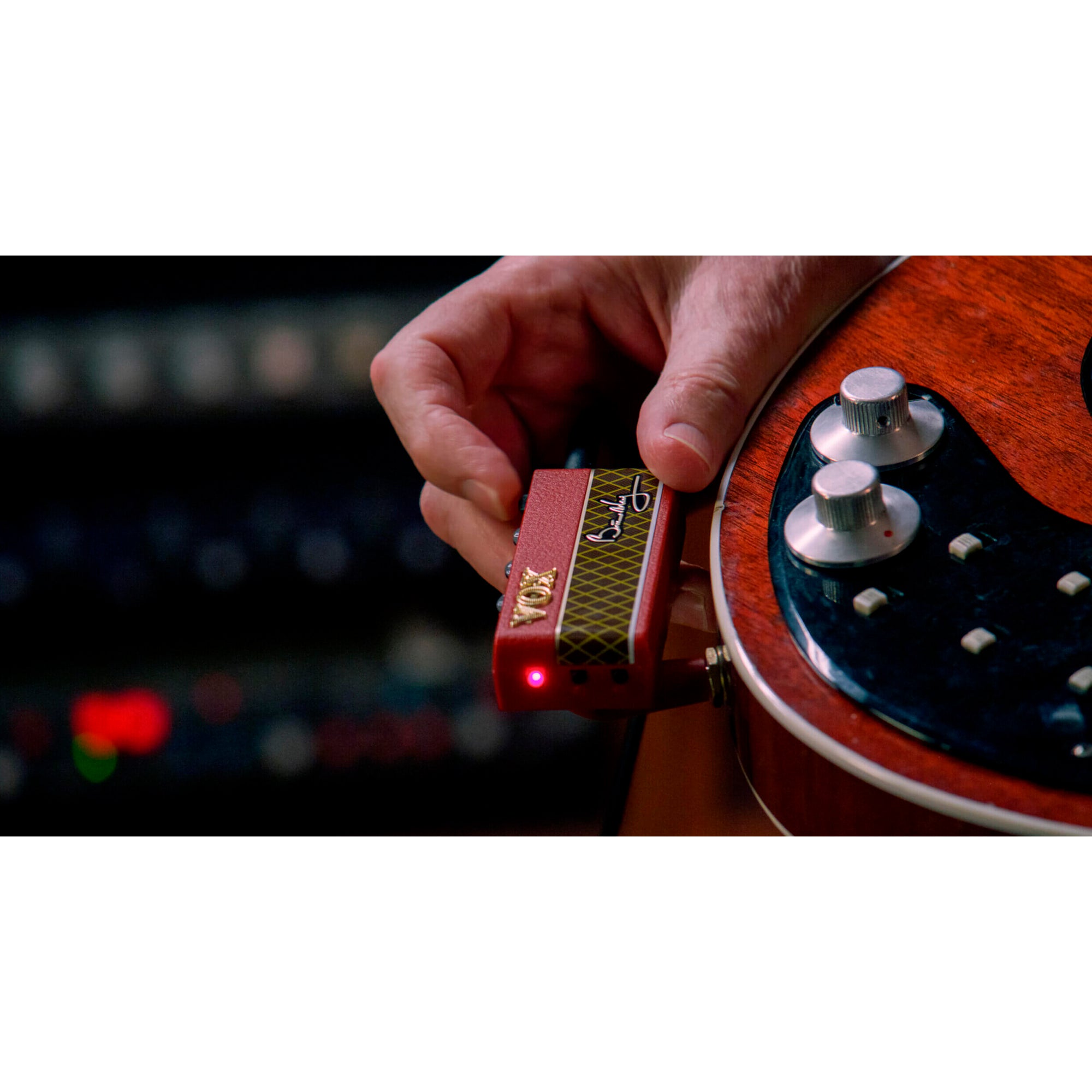 Amplificador de Audifonos Bryan May Vox - AP-BM